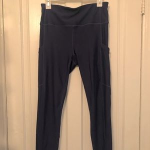 Navy Fabletics Legging